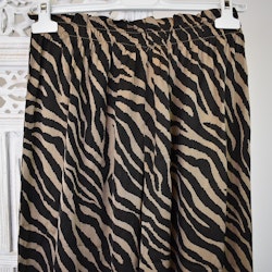 Byxa Mia ZEBRA - Stajl Agenturer