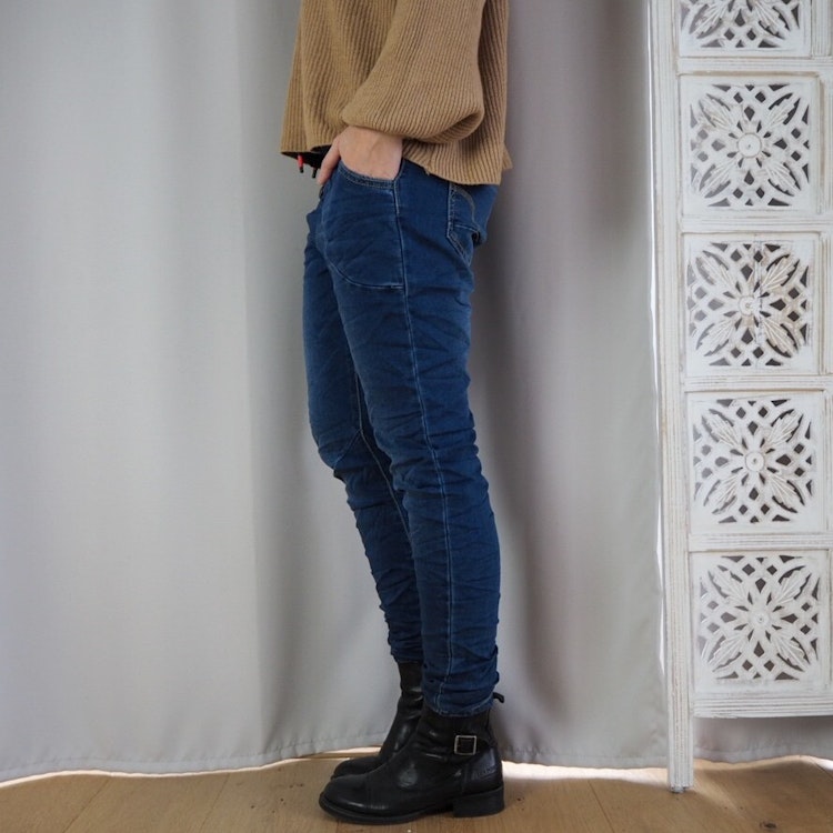 Joggerjeans med resår och knappar - Place du Jour