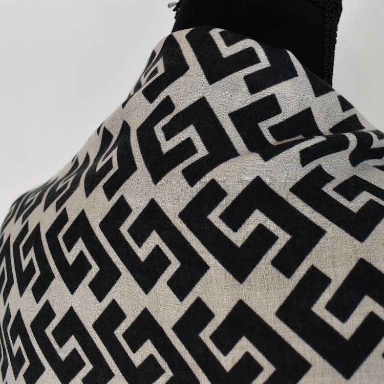 Sjal Geometrisk SVART/BEIGE