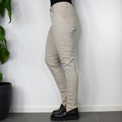 Jeans med knappar BEIGE - Newplay