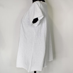 T-shirt Tuva VIT - Mix By Heart