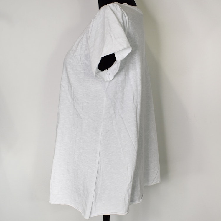 T-shirt Tuva VIT - Mix By Heart