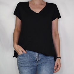 T-shirt Tuva SVART - Mix By Heart