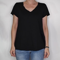 T-shirt Tuva SVART - Mix By Heart