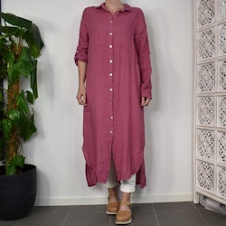 Lång skjortklänning i linne FUSCHIA
