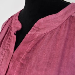 Linneklänning med spets FUSCHIA