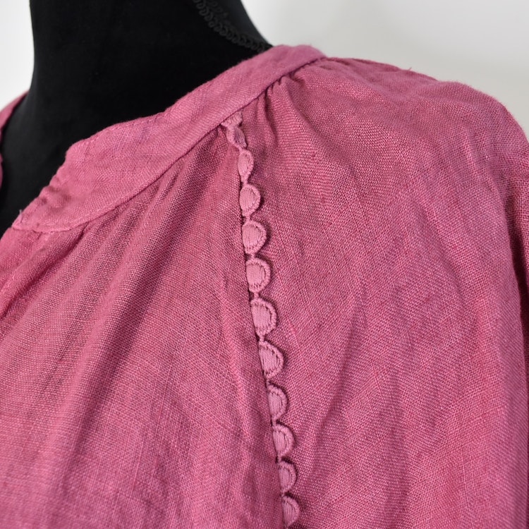 Linneklänning med spets FUSCHIA