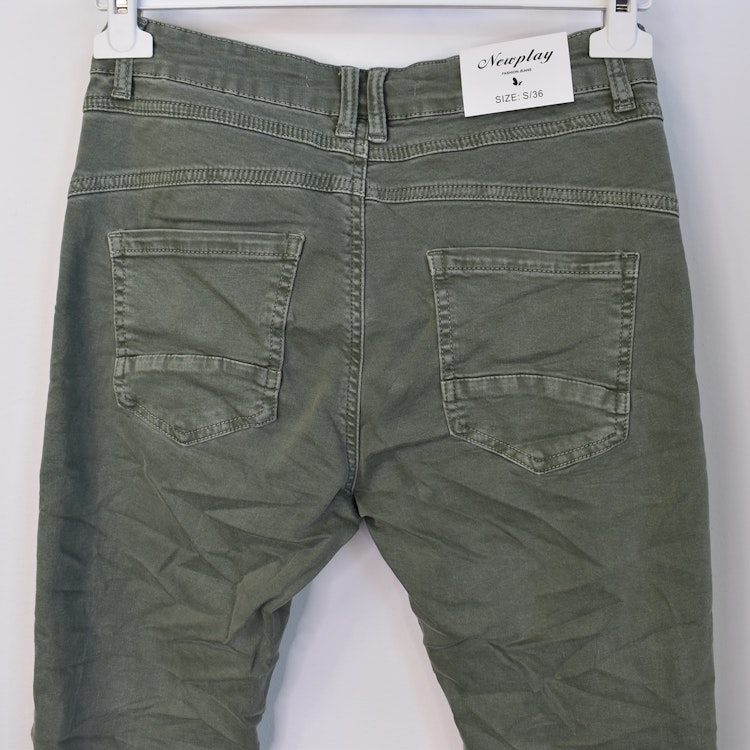 Jeans med knappar KAKI - Newplay