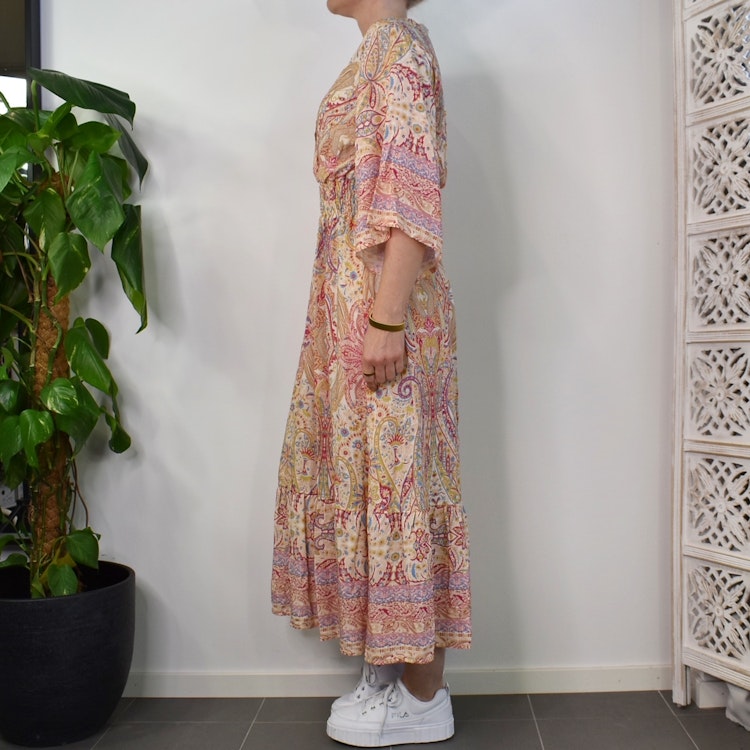 Klänning Isabella MÖNSTRAD BEIGE - Mix By Heart