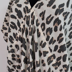 Kaftan Camelia Leopard CREAM - CoconutMilk by Stajl