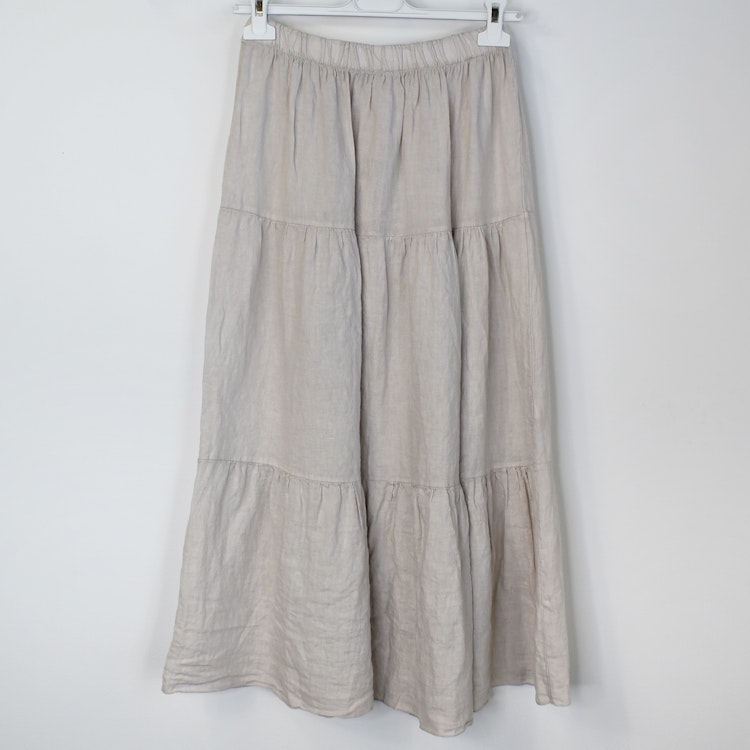 Linnekjol med volanger BEIGE