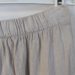 Linnekjol med volanger BEIGE