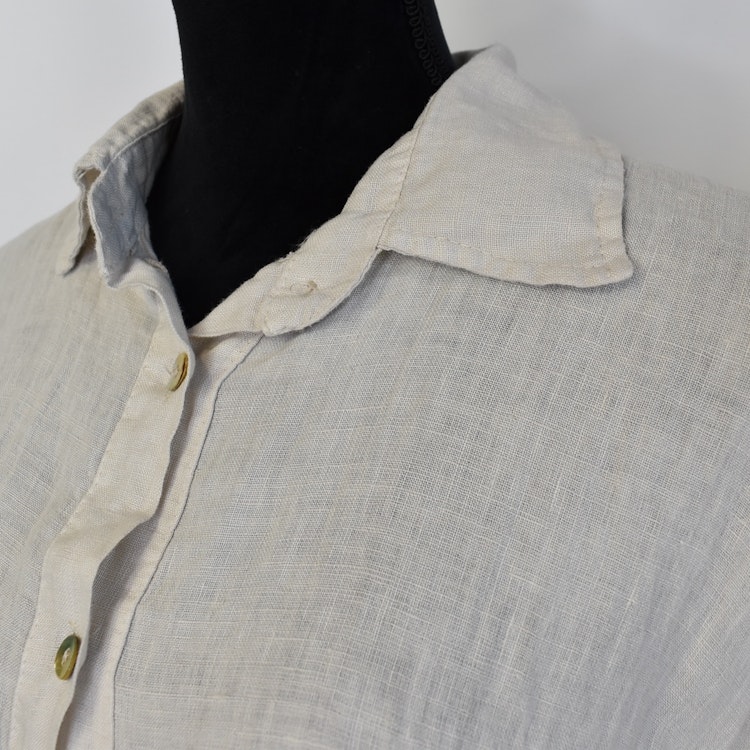 Kort linneskjorta med Volang BEIGE