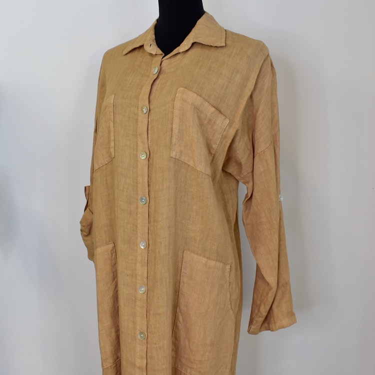 Lång skjortklänning med fickor LJUS CAMEL