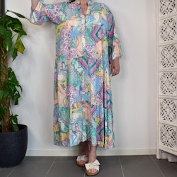 Klänning Plus Size Mönstrad TIFFANY