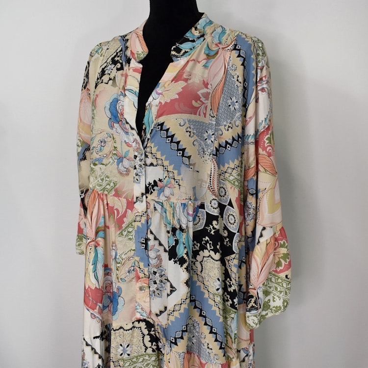 Klänning Plus Size Mönstrad IVORY