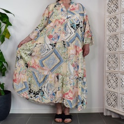 Klänning Plus Size Mönstrad IVORY