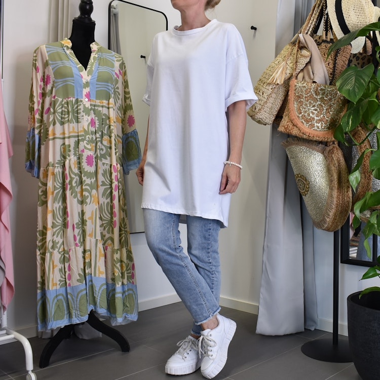 Lång T-shirt Over Sized VIT