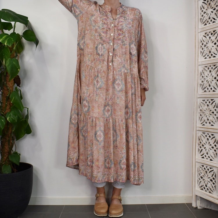 Klänning Mönstrad SOFT PINK