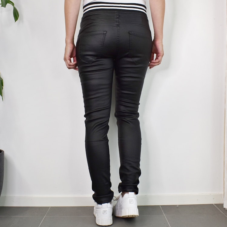 Jeans Vaxade med resårmidja SVART - Place du Jour