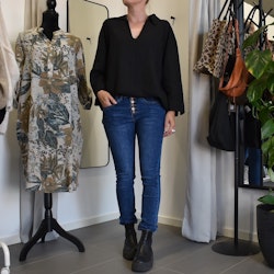 Jeans med knappmix MÖRK BLÅ - Place du Jour