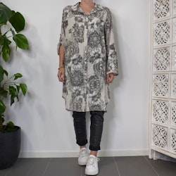 Långskjorta Milou Mandala BEIGE - Mix By Heart