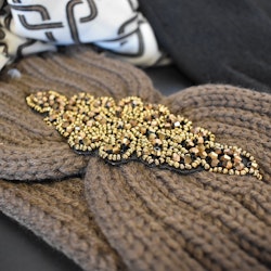 Stickat Pannband COFFEE/GULD