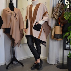 Poncho-sjal med fickor BEIGE