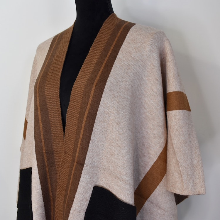 Poncho-sjal med fickor BEIGE