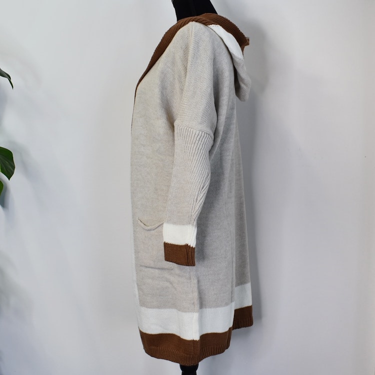 Stickad Kofta med Huva BEIGE