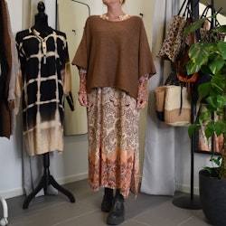 Klänning Selma Mönstrad BEIGE - Marta du Chateau