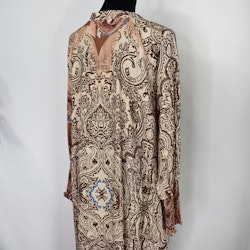 Klänning Selma Mönstrad BEIGE - Marta du Chateau
