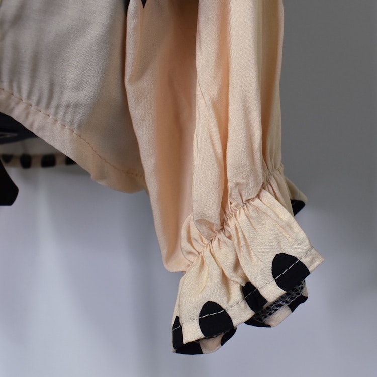 Blus Aya Medaljong BEIGE - Marta du Chateau