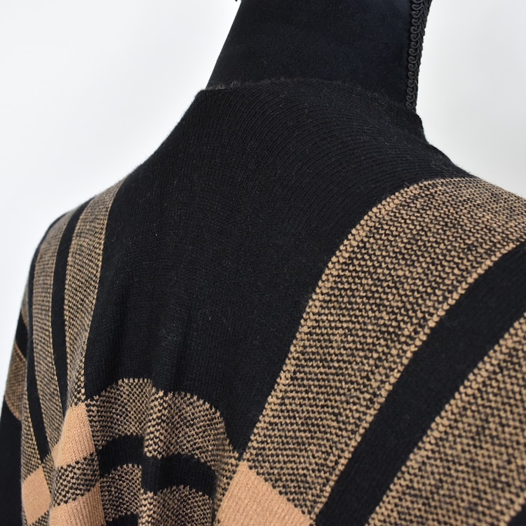 Poncho-sjal Rutig SVART/CAMEL