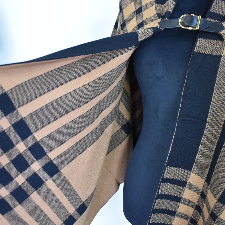 Poncho-sjal Rutig SVART/CAMEL