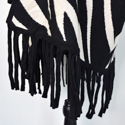 Stickad Poncho-tröja Alma ZEBRA - Mix By Heart