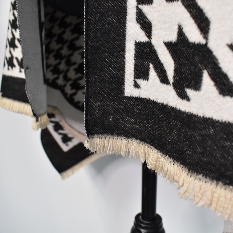 Halsduk Dogtooth SVART/ECRU