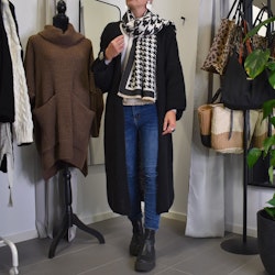 Halsduk Dogtooth SVART/ECRU