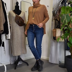Jeans Jogger med knappar MÖRK BLÅ - Newplay