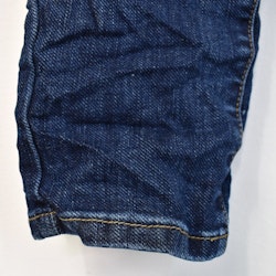 Jeans Jogger med knappar MÖRK BLÅ - Newplay