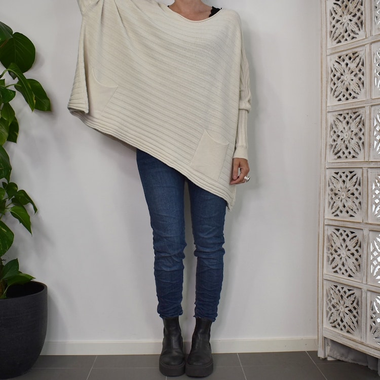 Tröja Oprah Over Sized CREME - Stajl Agenturer