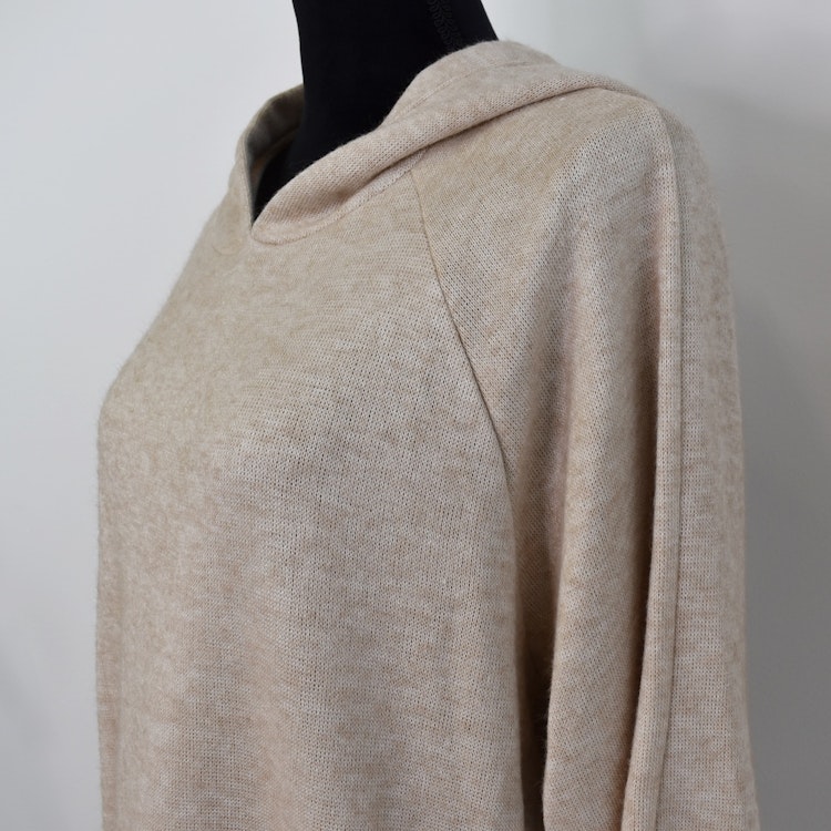 Lång Hoodie BEIGE - Marta du Chateau