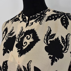 Klänning Sofie Mönstrad BEIGE/SVART - Marta du Chateau