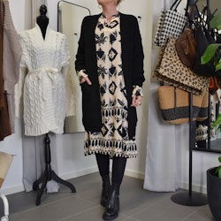 Klänning Sofie Mönstrad BEIGE/SVART - Marta du Chateau