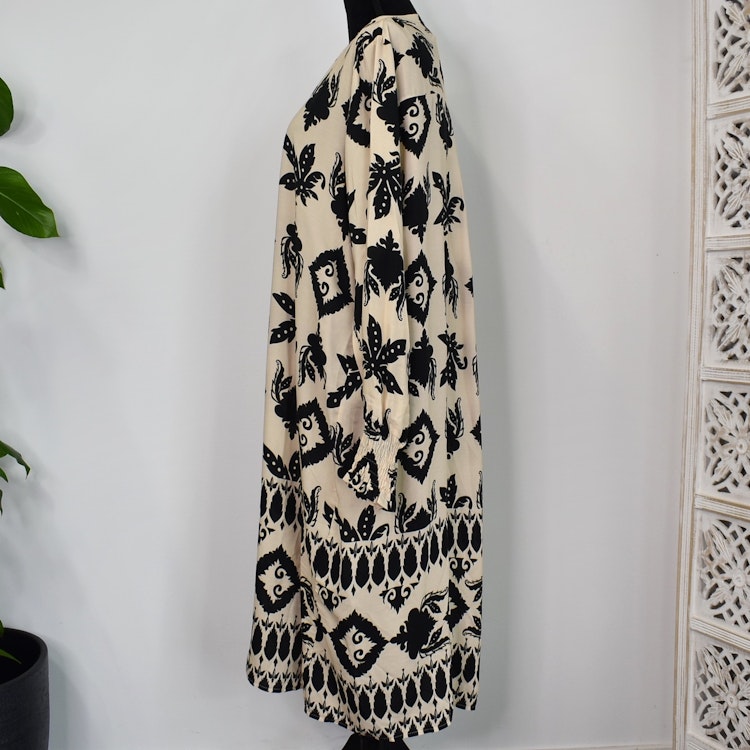 Klänning Sofie Mönstrad BEIGE/SVART - Marta du Chateau