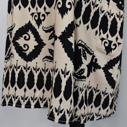 Klänning Sofie Mönstrad BEIGE/SVART - Marta du Chateau
