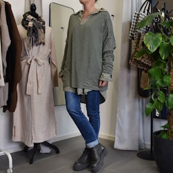 Set Skjorta och Tröja KAKI