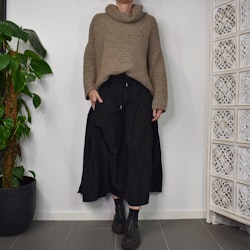 Kjol Amber SVART - Nowomanslabel
