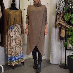 Lång Stickad Polotröja Over Sized MOCCA