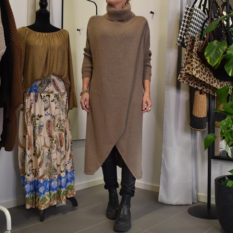 Lång Stickad Polotröja Over Sized MOCCA